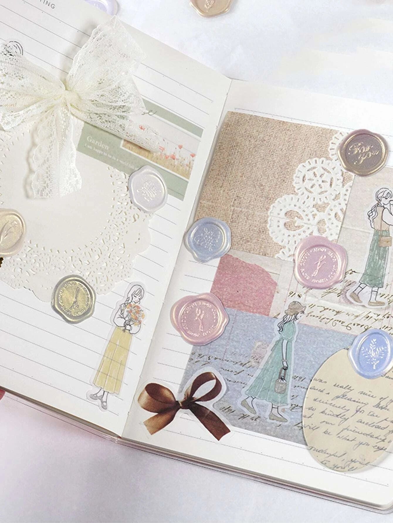 ملصق بشكل ختم شمعي