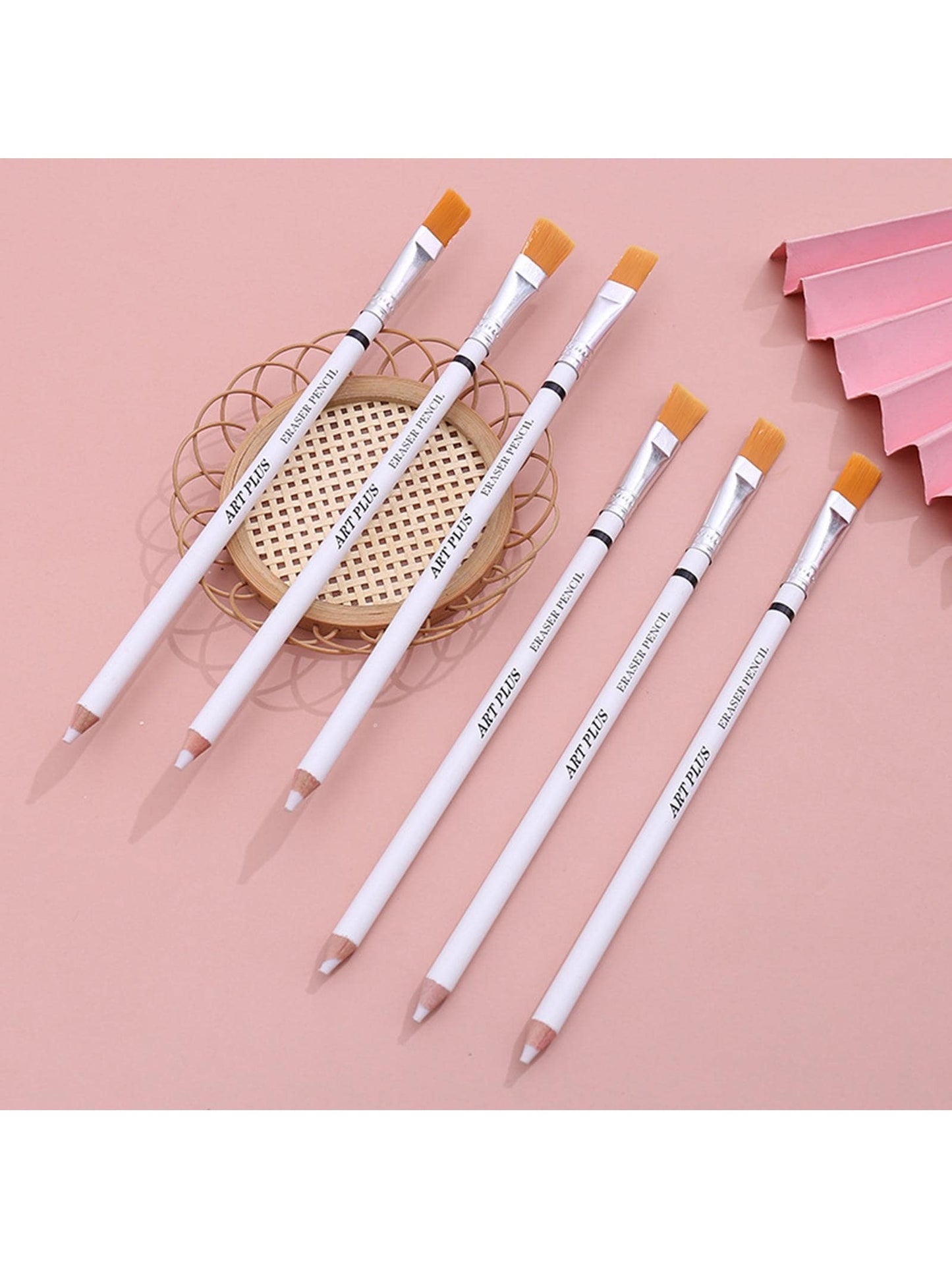 فرشاة مع ممحاة