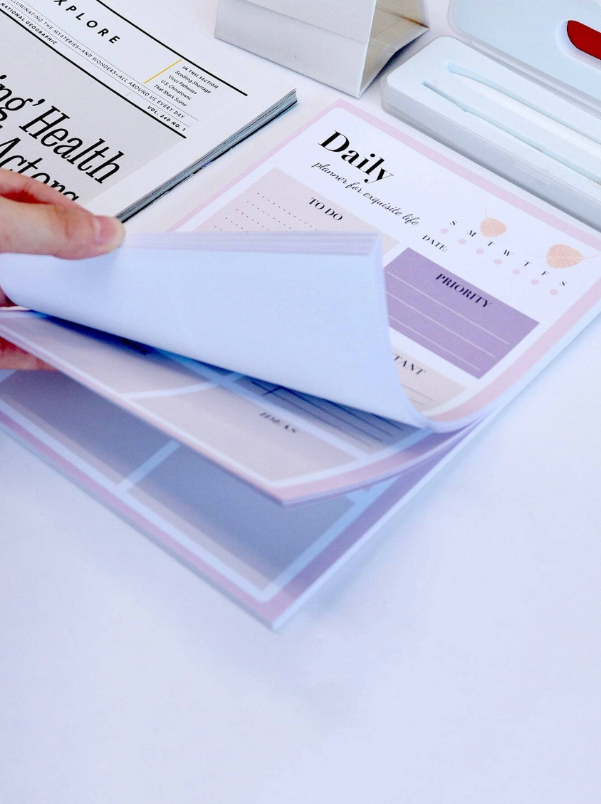 دفتر منظم للأعمال اليومية